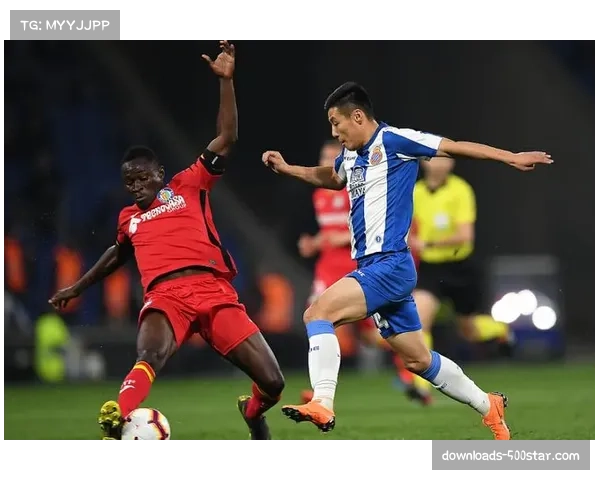 西甲联盟引入新型训练设备,用于实时分析定位球攻防跑位 西甲联盟引入新型训练设备,用于实时分析定位球攻防跑位